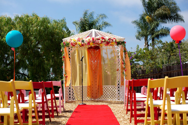 colorful-country-fair-wedding