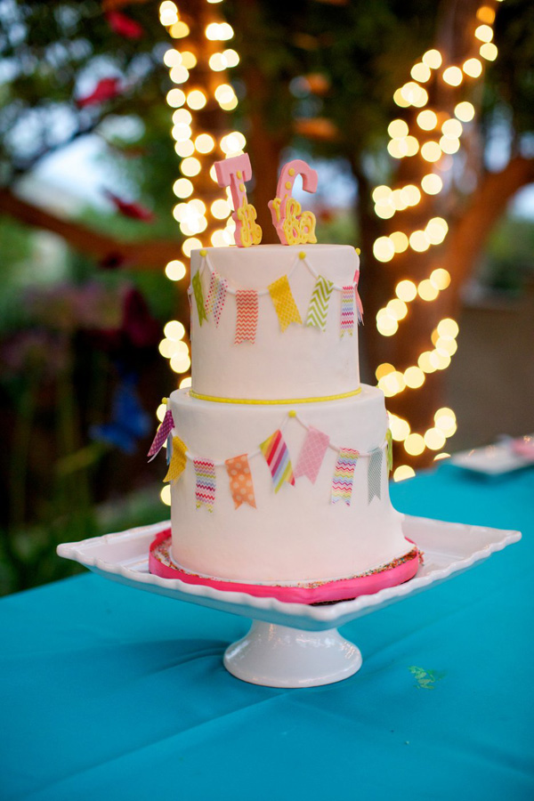 colorful-country-fair-wedding