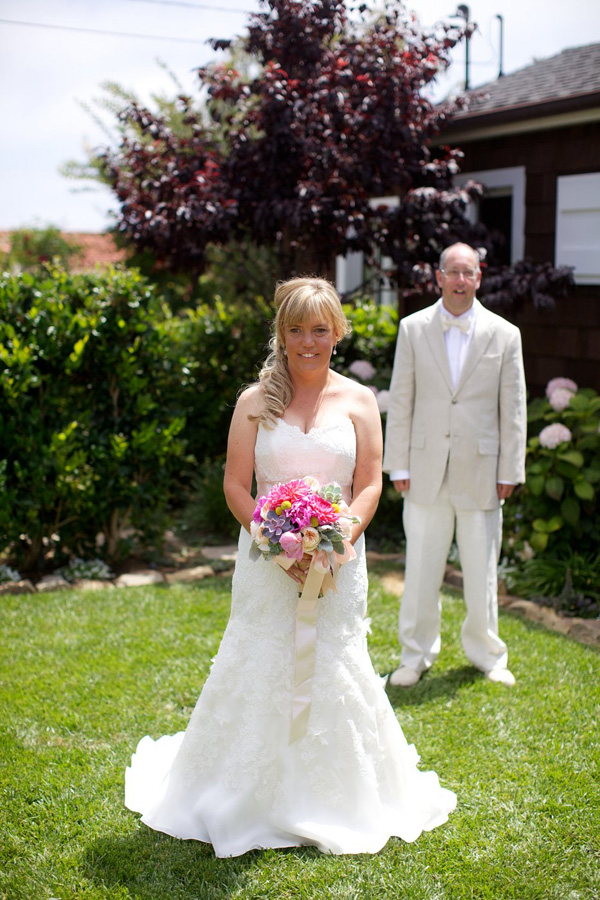 colorful-country-fair-wedding