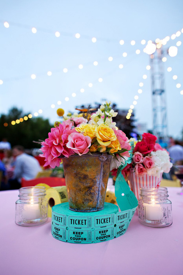colorful-country-fair-wedding