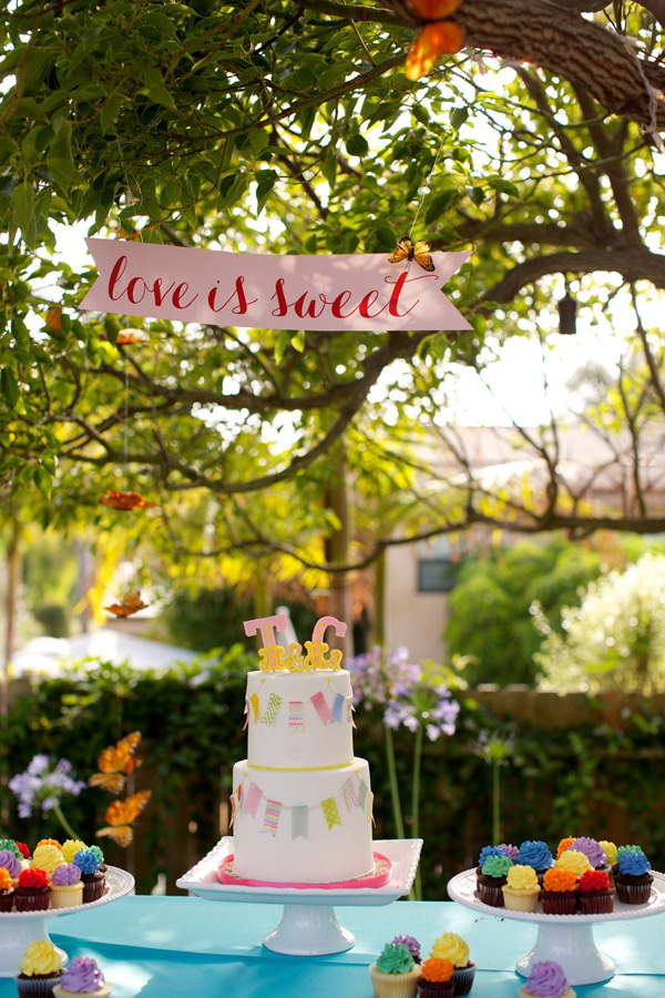 colorful-country-fair-wedding