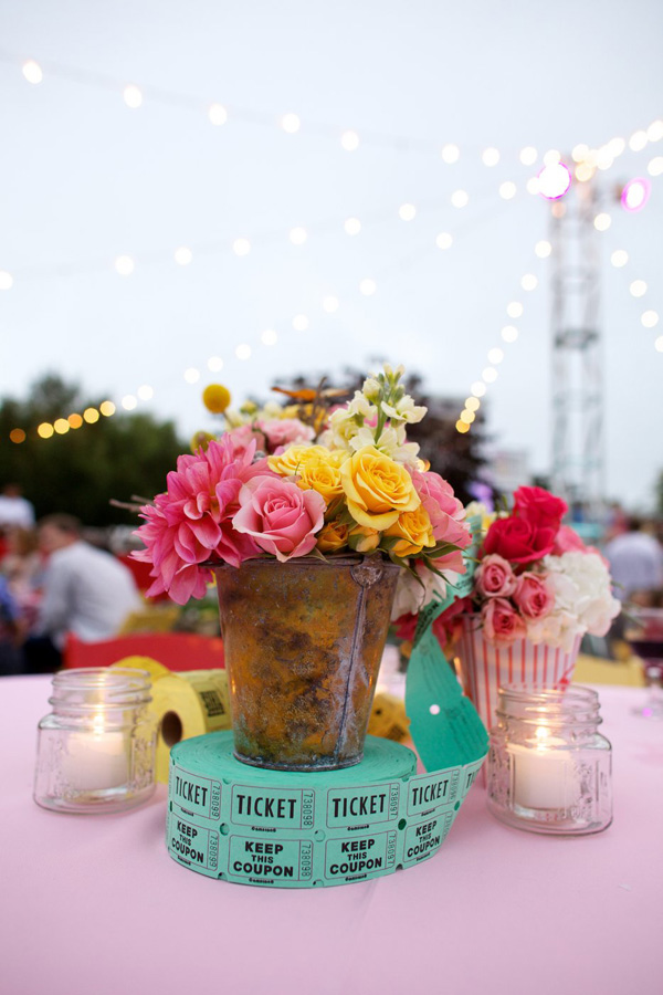 colorful-country-fair-wedding
