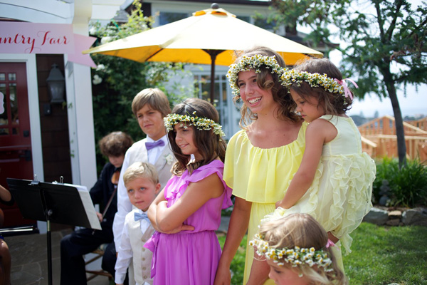 colorful-country-fair-wedding