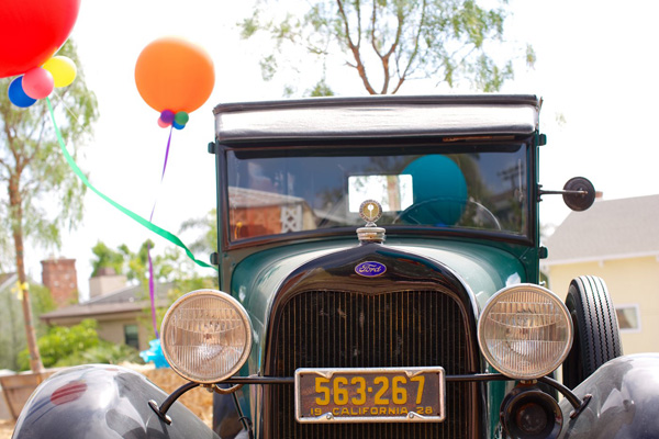 colorful-country-fair-wedding