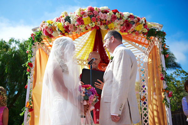 colorful-country-fair-wedding