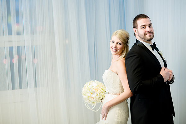 glamorous-rose-gold-wedding-ideas