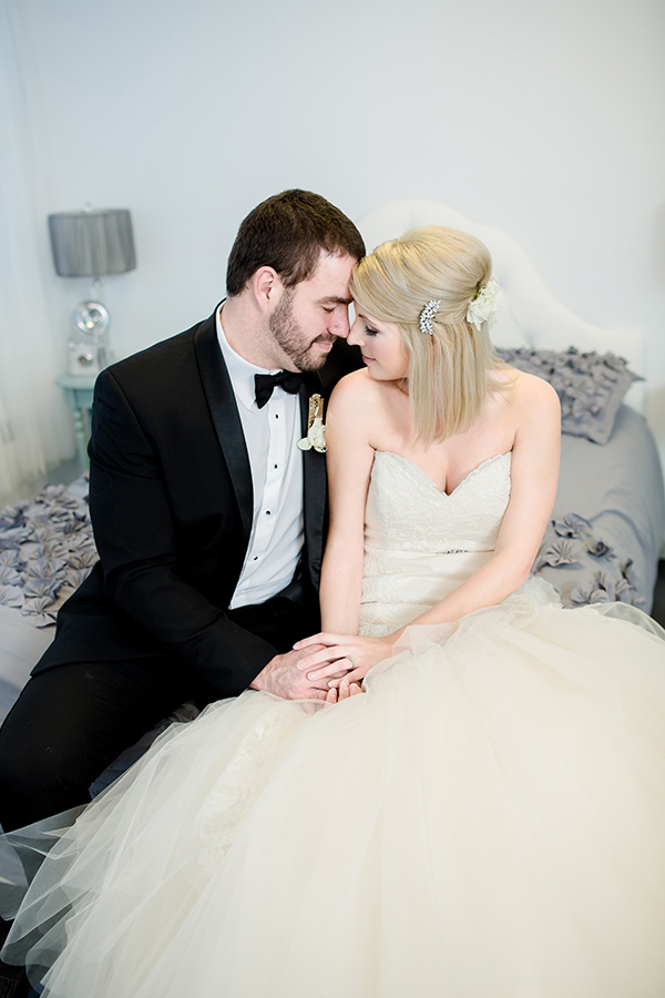 glamorous-rose-gold-wedding-ideas