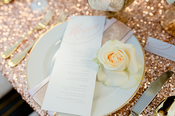 glamorous-rose-gold-wedding-ideas