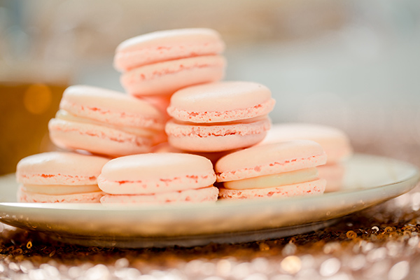 glamorous-rose-gold-wedding-ideas