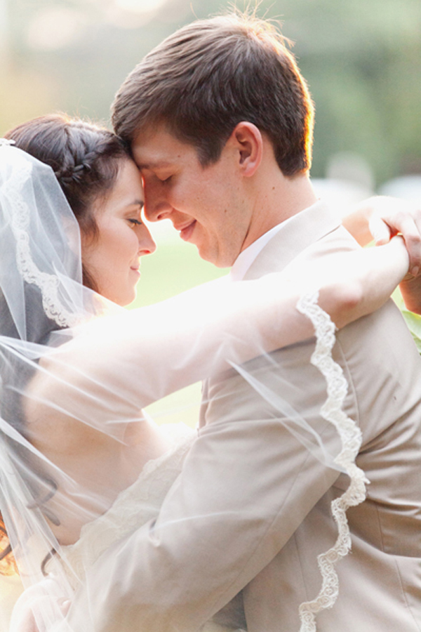red-and-orange-fall-wedding