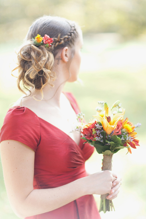 red-and-orange-fall-wedding