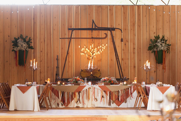 red-and-orange-fall-wedding