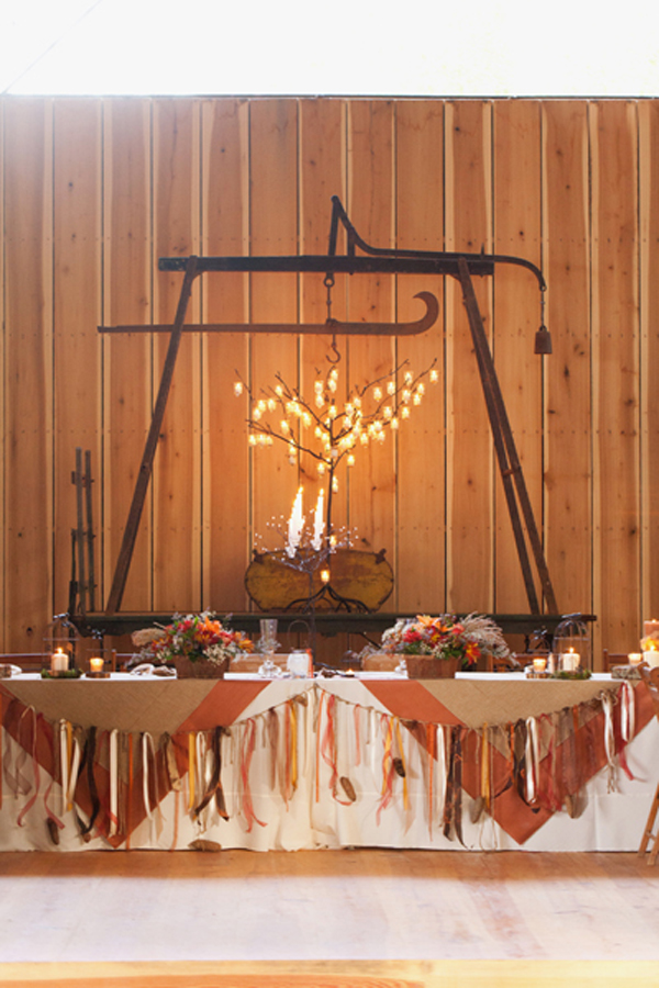 red-and-orange-fall-wedding