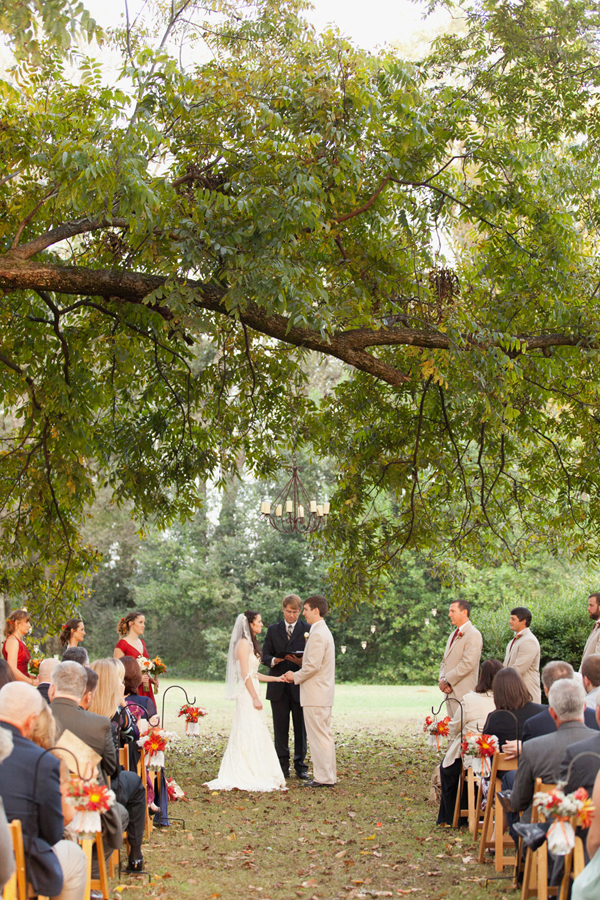 red-and-orange-fall-wedding