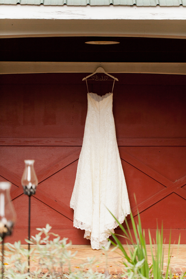 red-and-orange-fall-wedding