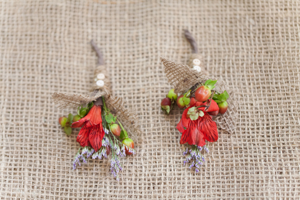 red-and-orange-fall-wedding