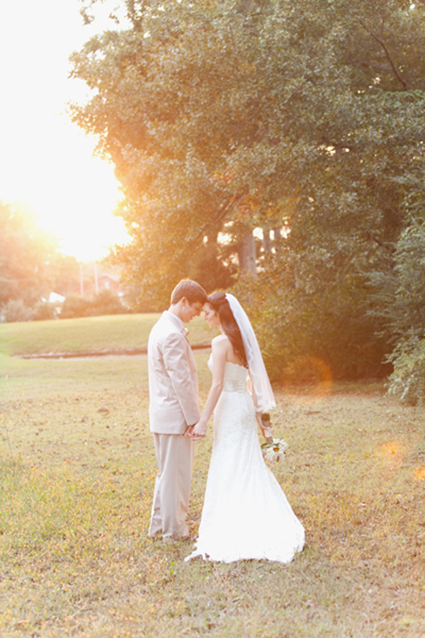 red-and-orange-fall-wedding