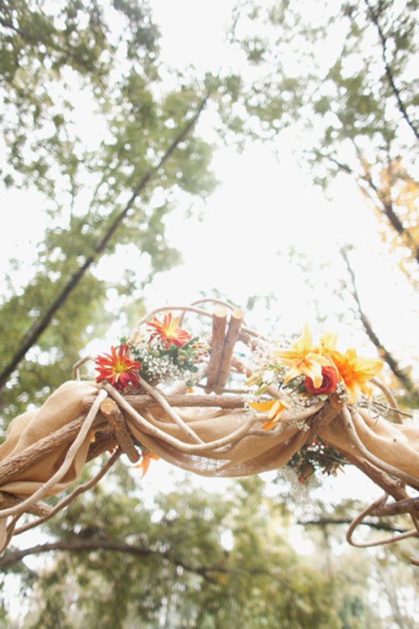 red-and-orange-fall-wedding