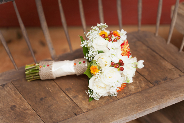 red-and-orange-fall-wedding