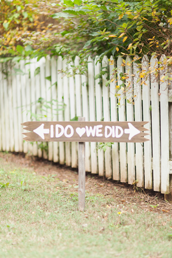 red-and-orange-fall-wedding