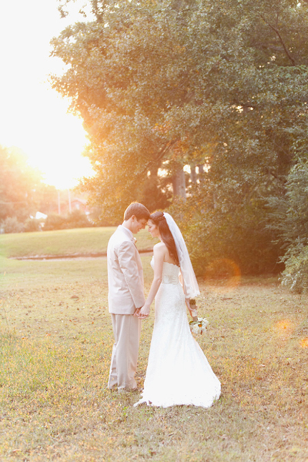 red-and-orange-fall-wedding