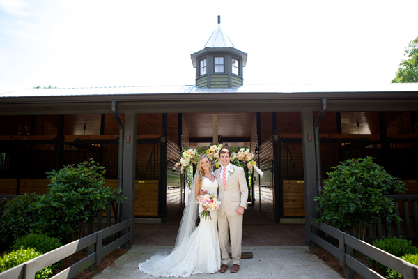 sophisticated-stable-wedding-in-alabama