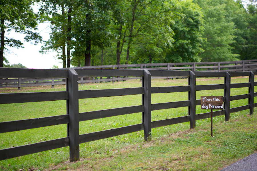 sophisticated-stable-wedding-in-alabama