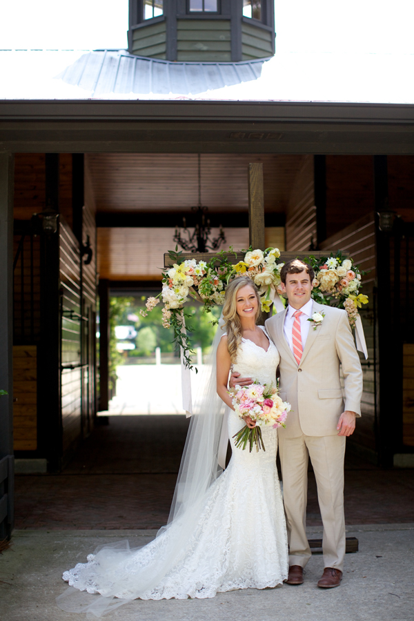 sophisticated-stable-wedding-in-alabama