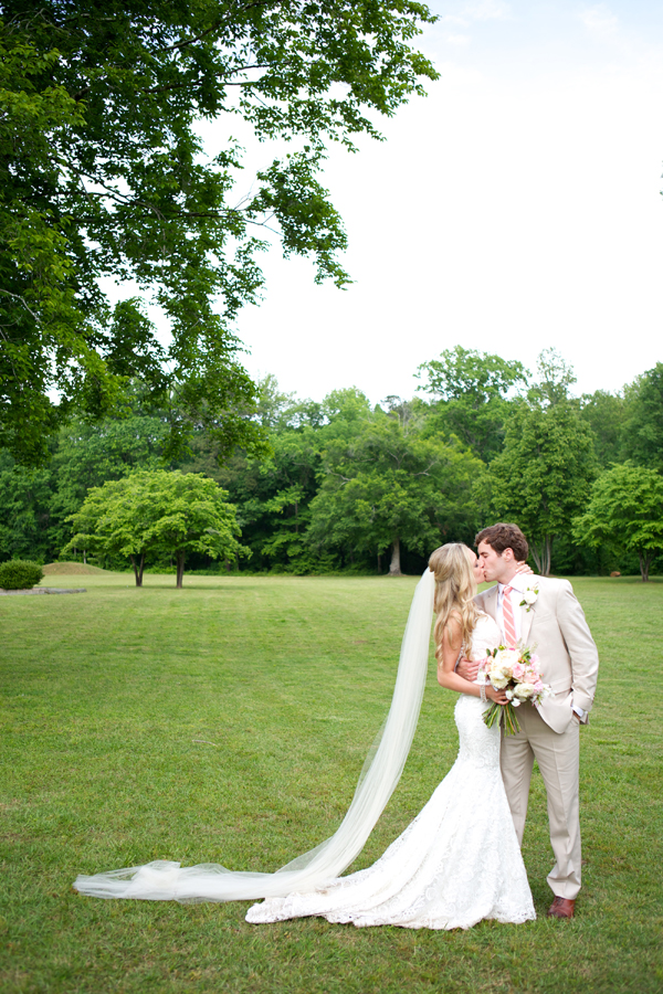 sophisticated-stable-wedding-in-alabama