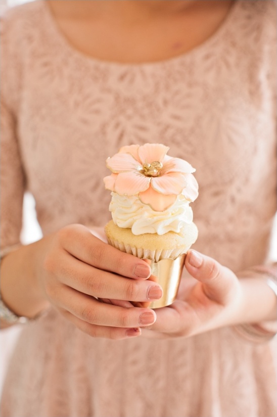 gold and pink cupcake