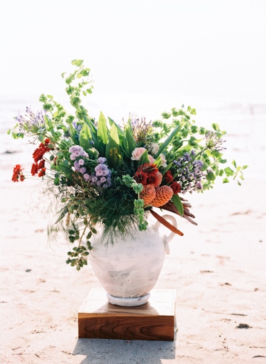 standing vase bouquet for beach wedding