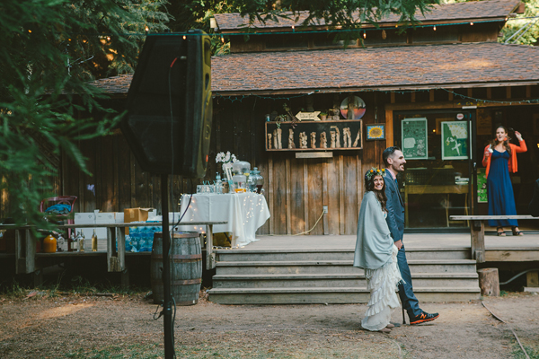 bohemian-diy-wedding-for-under-10k