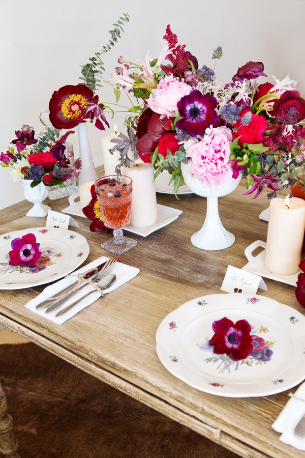 bright-bold-berry-wedding
