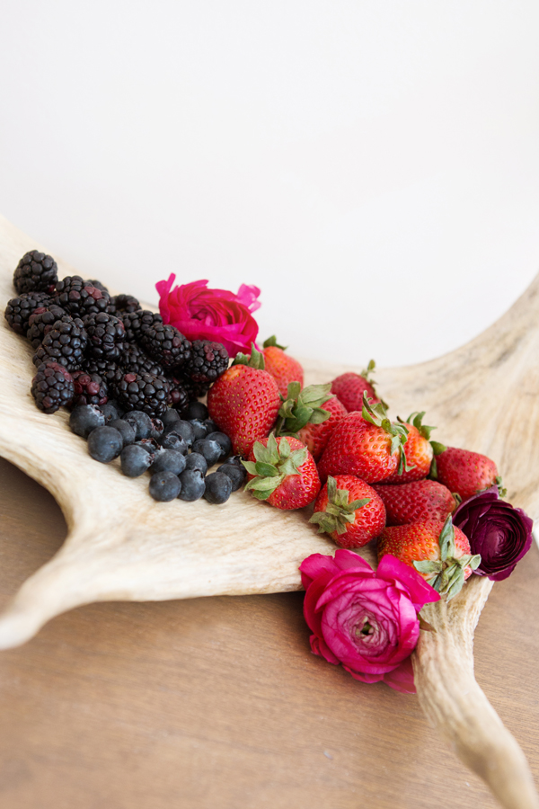 bright-bold-berry-wedding
