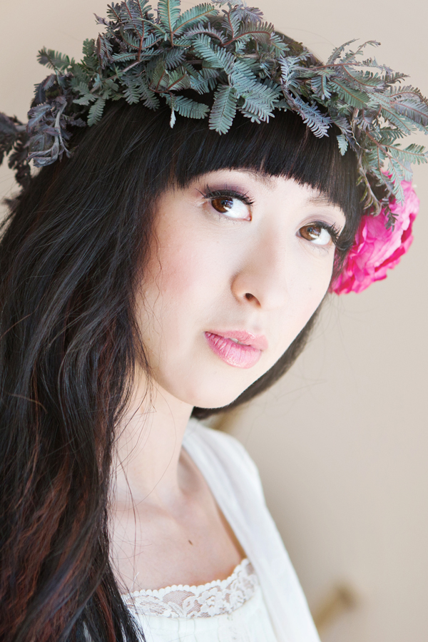 bright-bold-berry-wedding