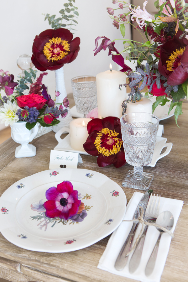 bright-bold-berry-wedding