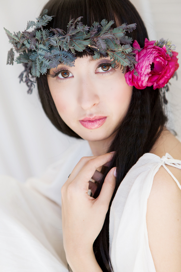 bright-bold-berry-wedding