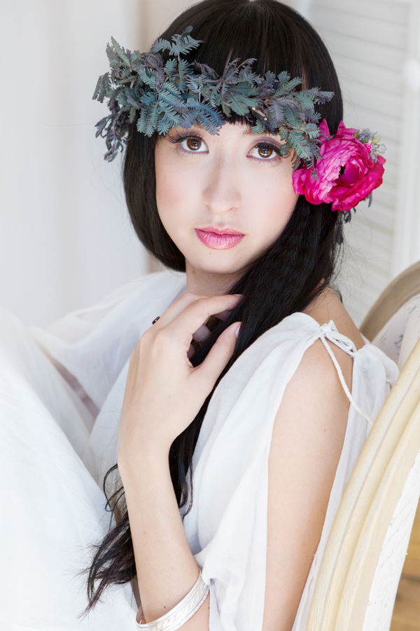 bright-bold-berry-wedding