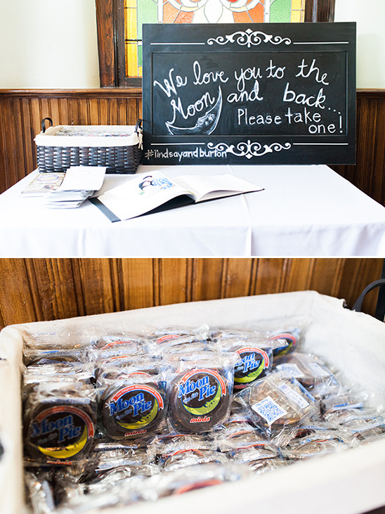 we love you to the moon and back moon pie wedding favors