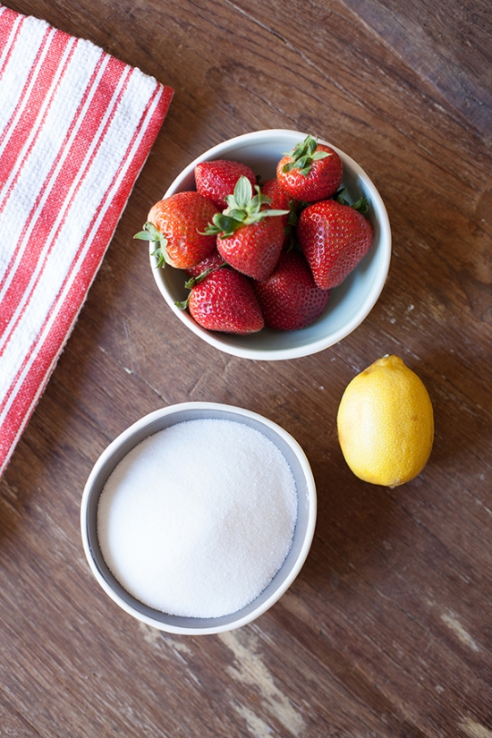 cheesecake-in-mini-mason-jars-free