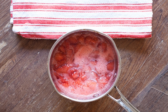 cheesecake-in-mini-mason-jars-free