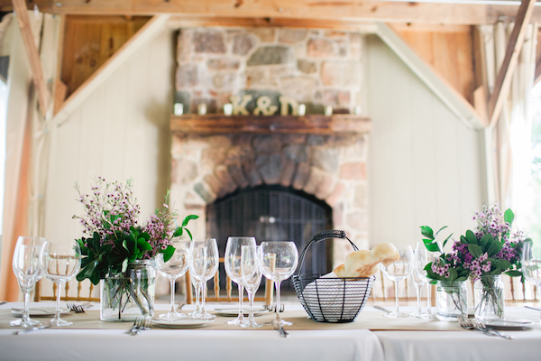 dainty-wedding-with-pops-of-pink
