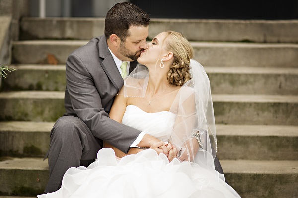 funky-seaside-wedding-in-seattle