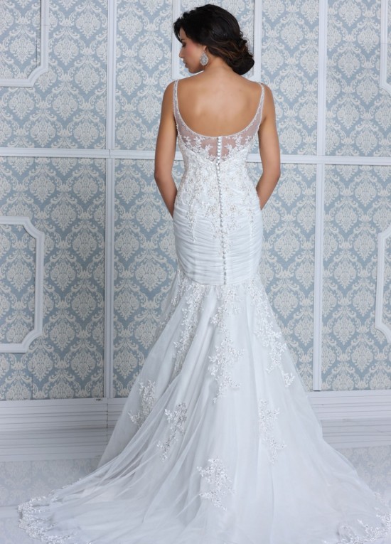 impression-bridal-wedding-gowns