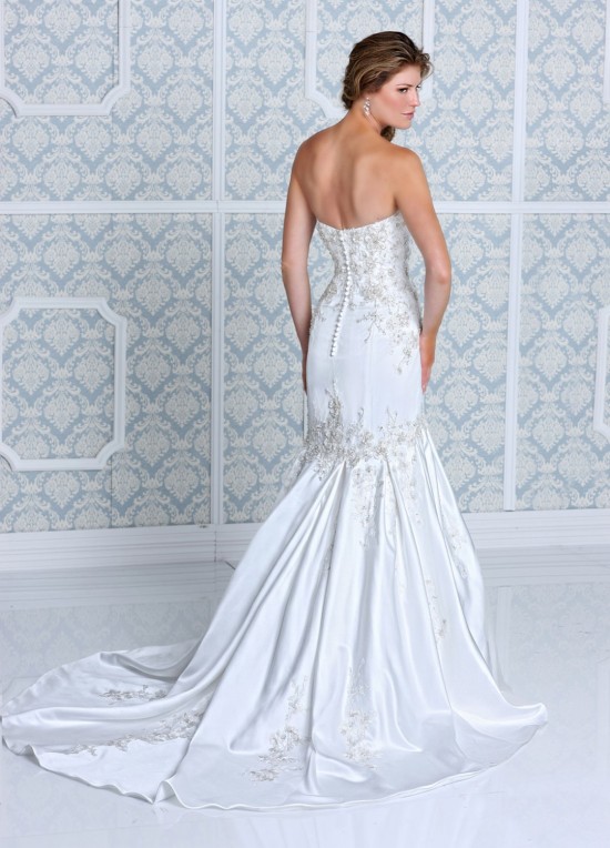 impression-bridal-wedding-gowns