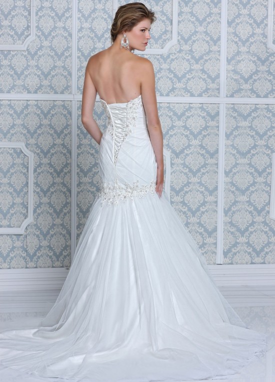 impression-bridal-wedding-gowns