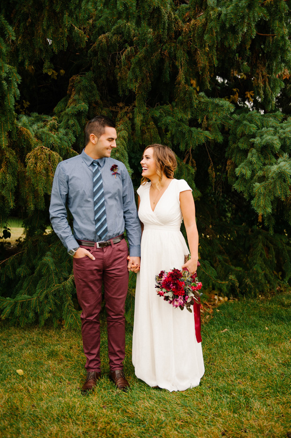 intimate-earthy-wedding
