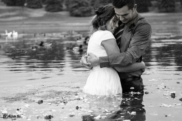 intimate-earthy-wedding