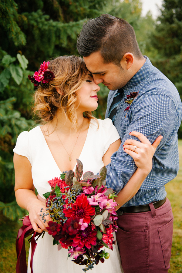 intimate-earthy-wedding
