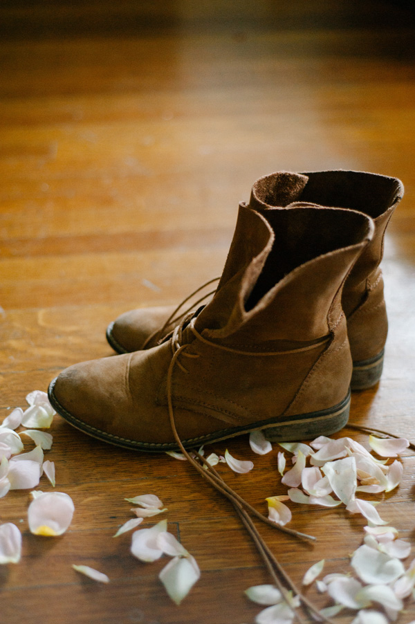 intimate-earthy-wedding